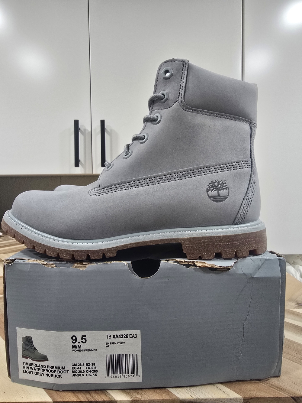 Timberland 6" Premium Waterproof Boot - Light Grey 50th Anniversary - Picture 2 of 7